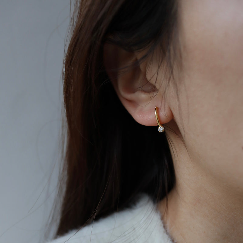 mini zir hoop pierce