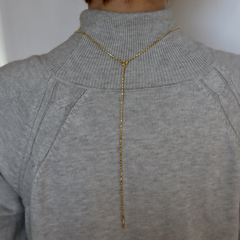 long quiet necklace