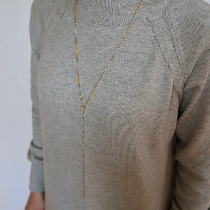 long quiet necklace