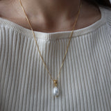 shell drop pearl necklace
