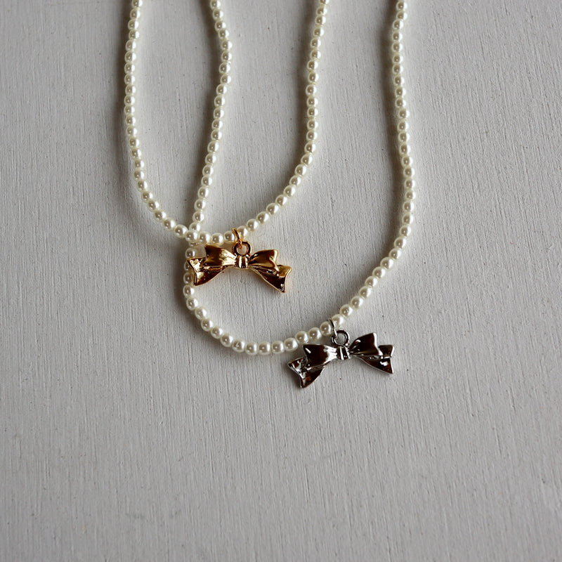pearl & ribbon necklace