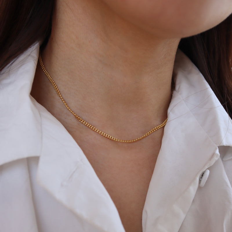 dot to line necklace