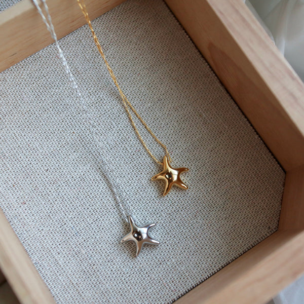 puffy starfish necklace