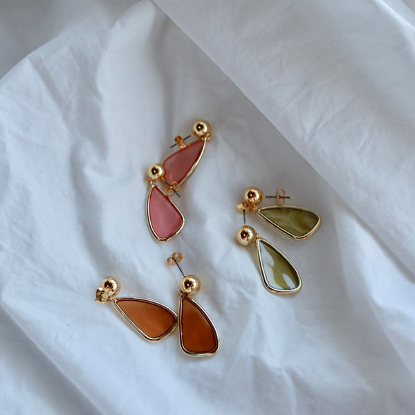 color grass pierce