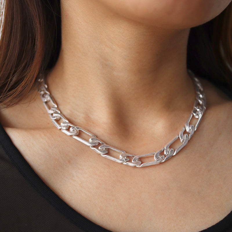 firm chain necklace
