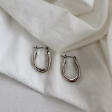 overlap ellipse pierce