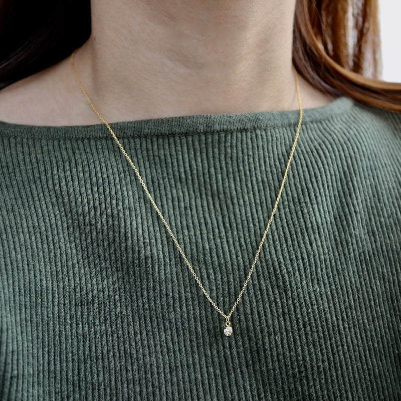 one point zir necklace