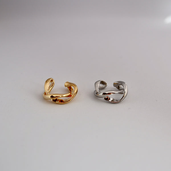 w wave ear cuff