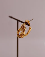 twist tie pierce