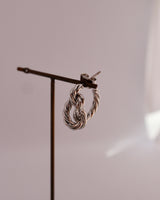 twist tie pierce