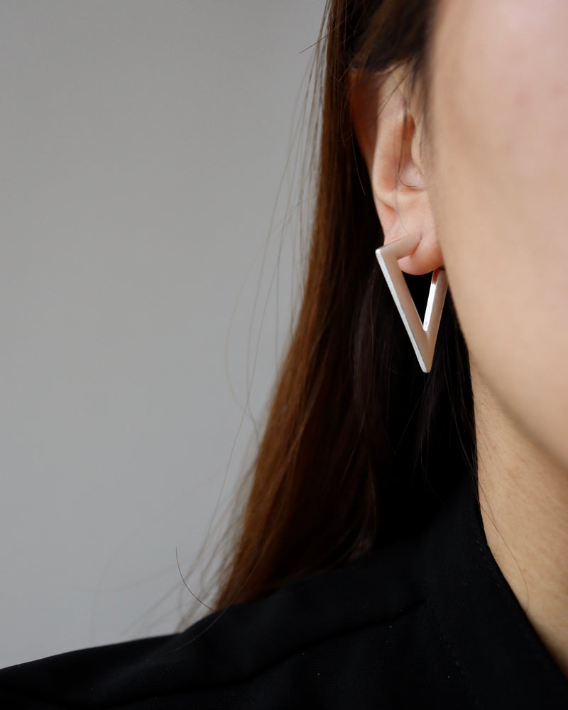 shape V pierce