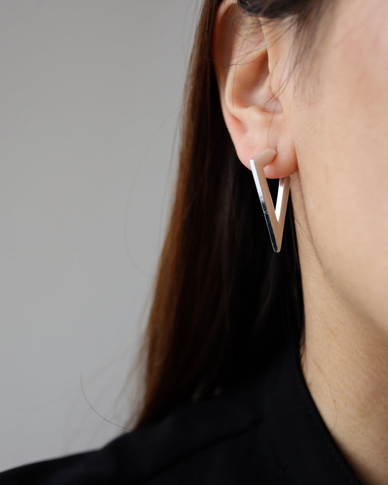 shape V pierce
