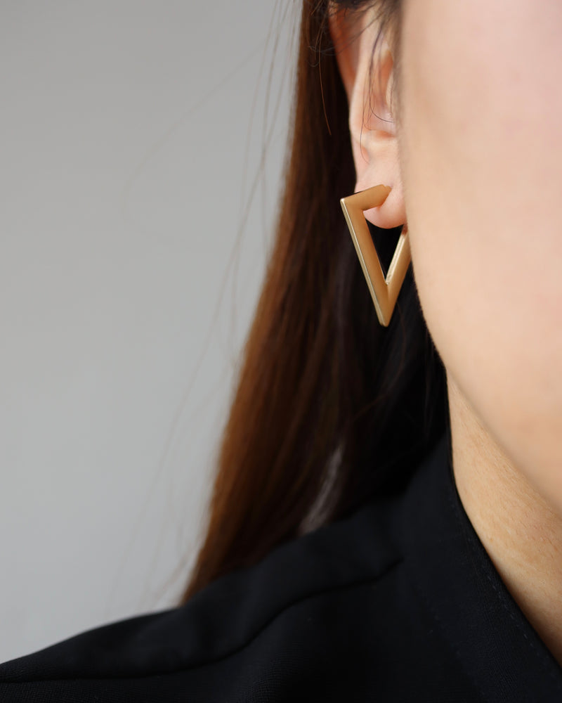shape V pierce