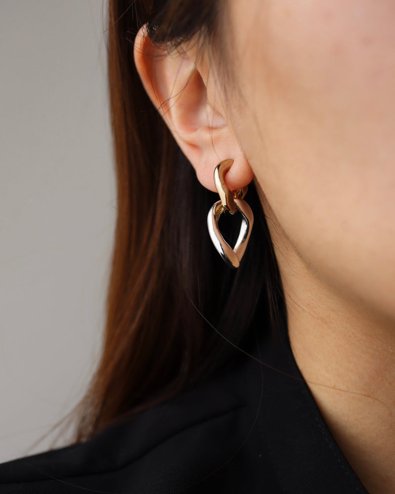 shiny hoop golsil pierce