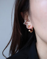 shake pearl ear cuff