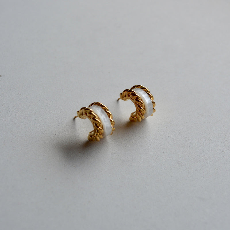 collar curl pierce - beller