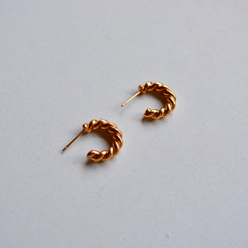 screw round pierce