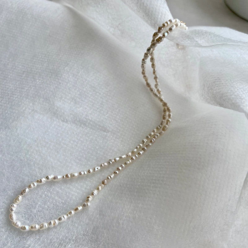 thin pearl necklace