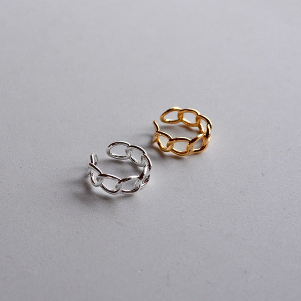 gaudy chain ring