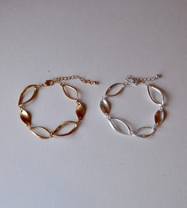 twist ellipse bracelet