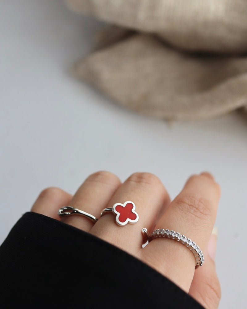 color clover ring