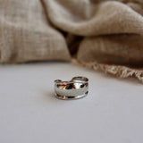 wavy plate ring